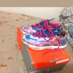 Nike KD 6 AUNT PEARL